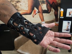 Hand and wrist splints